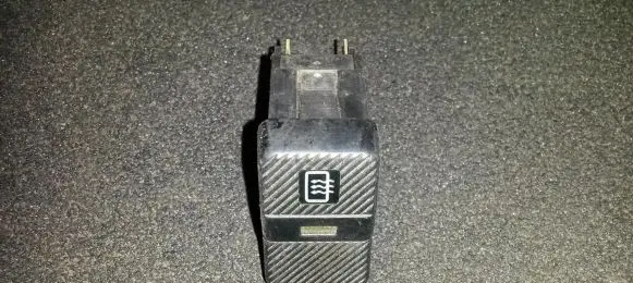 Windscreen/window heater switch