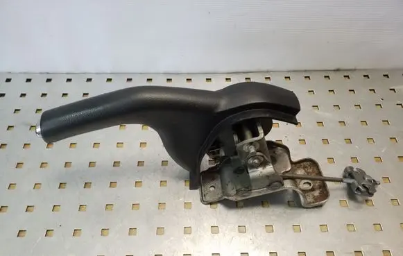 Suzuki Grand Vitara II Handbrake/parking brake lever assembly