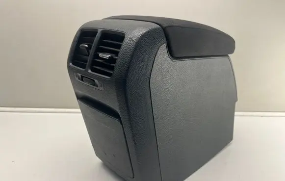 Volkswagen Golf VI Armrest 1K5864251C