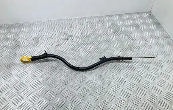 Volkswagen PASSAT B8 Oil level dip stick 04L103634 04L115611F