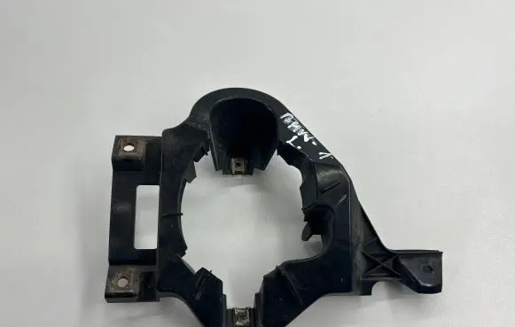 BMW 1 E81 E87 Fog light bracket 7118151