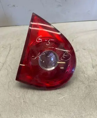 Volkswagen Golf V Tailgate rear/tail lights 1K6945093E