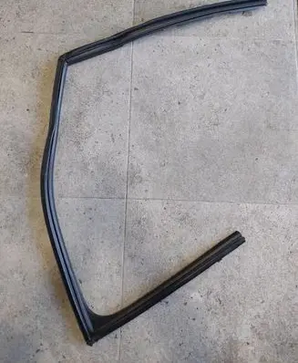 Ford Explorer VI Rubber seal front coupe door window JL1B7825766 JBL78257667A