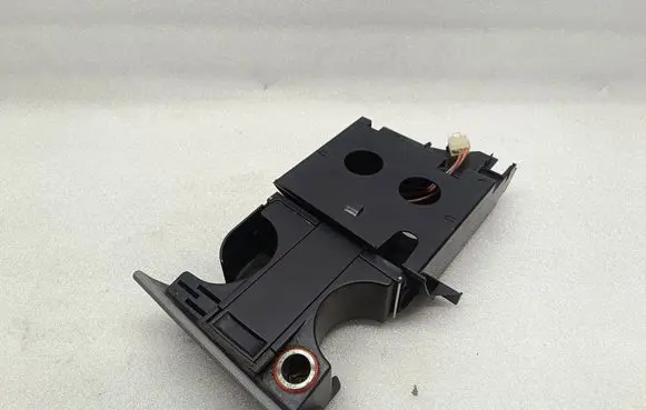 Volkswagen Transporter - Caravelle T5 Cup holder 7H1857321G