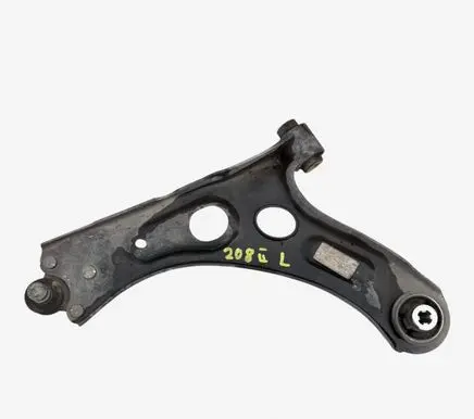 Peugeot 208 II Front control arm