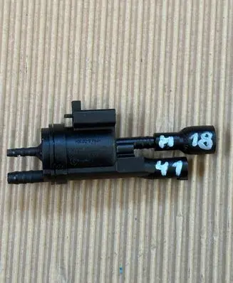 Mercedes-Benz CLA C117 X117 W117 Sensor A0025407097
