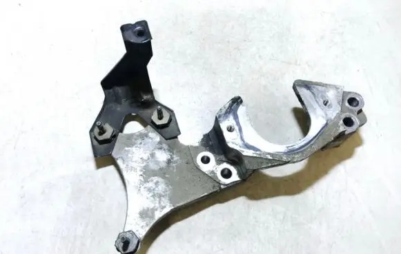 Citroen C5 Engine mounting bracket 9641335780