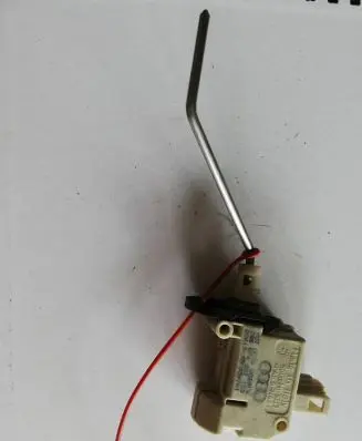 Audi A3 S3 8P Fuel tank cap lock 8p4862153