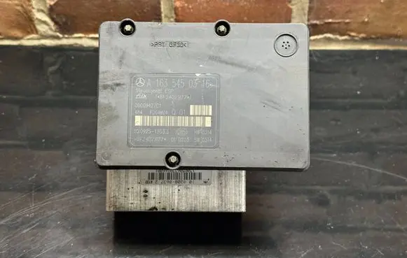 Mercedes-Benz ML W163 ABS Pump A1635450316 10020806043 00009427C1