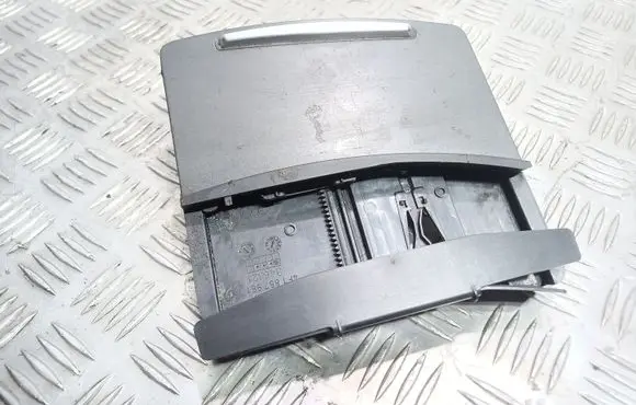 Audi A6 S6 C6 4F Ashtray (front) 4F1857951C