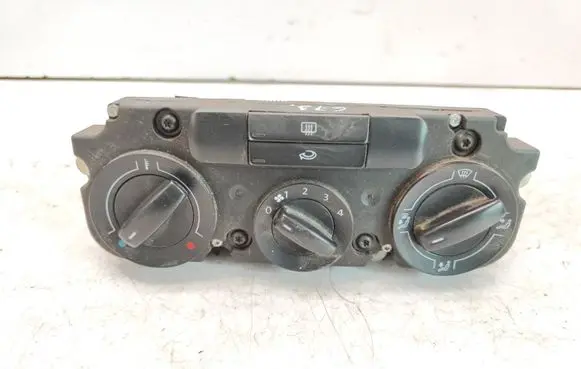 Volkswagen Caddy Climate control unit