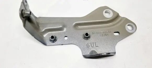 Fender mounting bracket
