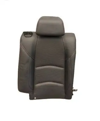 Mazda 3 II Second row seats 
