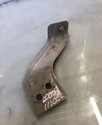 Skoda Karoq Fender mounting bracket 57a821431