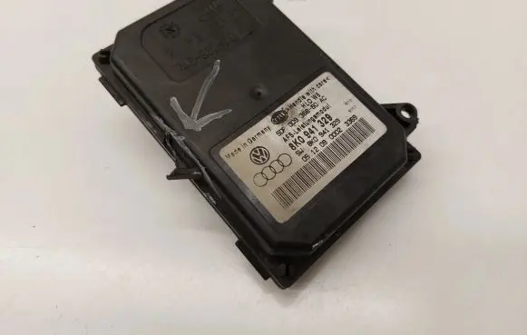 Headlight ballast module Xenon