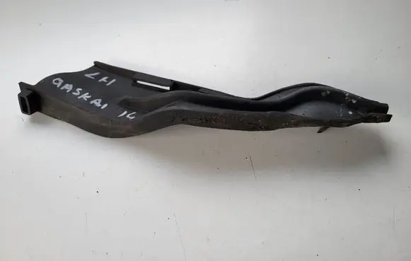 Nissan Qashqai Wiper trim