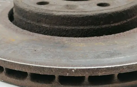 Opel Vivaro Front brake disc