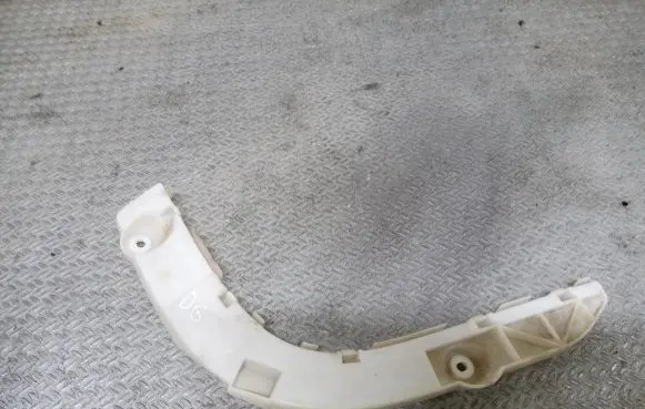 Mazda CX-7 Bumper support mounting bracket corner 