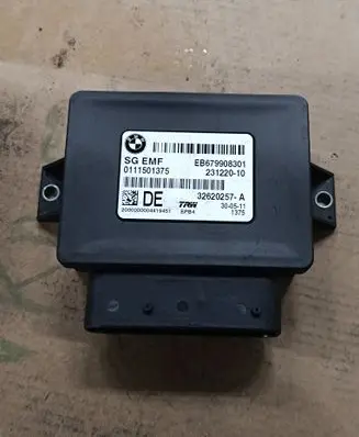 BMW 5 F10 F11 Hand brake control module 32620257 231220 EB679908301
