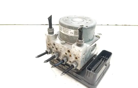 Volkswagen Golf VII ABS Pump 5Q0614517T 10022003734 5Q0907379AA