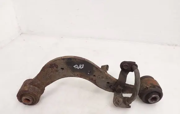Rear control arm