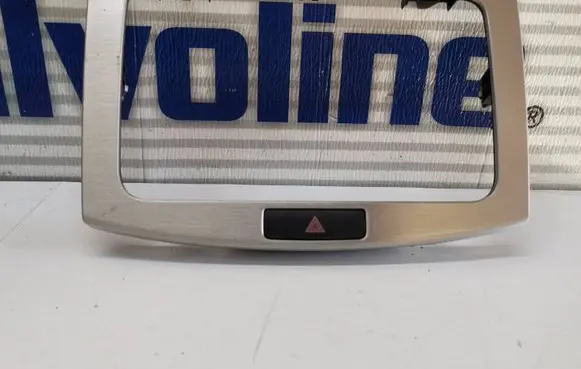 Volkswagen PASSAT B6 Radio/GPS head unit trim 3AA858001