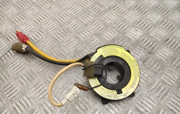 Mitsubishi Carisma Airbag slip ring squib (SRS ring) 9809804175