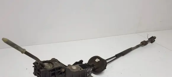 Citroen C4 I Gear shifter/selector 9657303580