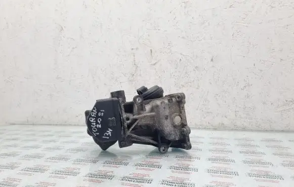 Volkswagen Touran II EGR valve 0280751016