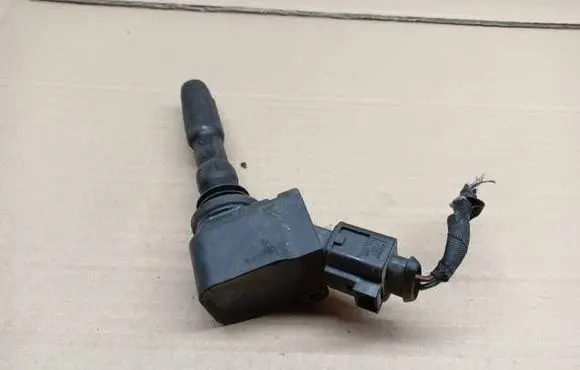 Skoda Citigo High voltage ignition coil 04E905110B 77300003