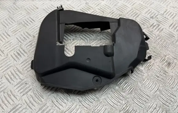 Nissan Juke I F15 Timing belt guard (cover) 1356400QAF 135630100R