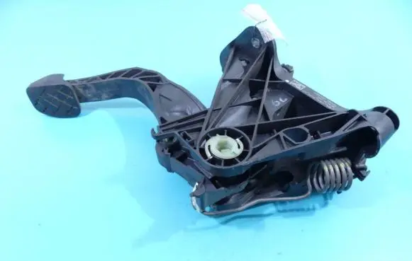Volkswagen Golf VII Pedal assembly 5Q1721059CP IMPRK1251944