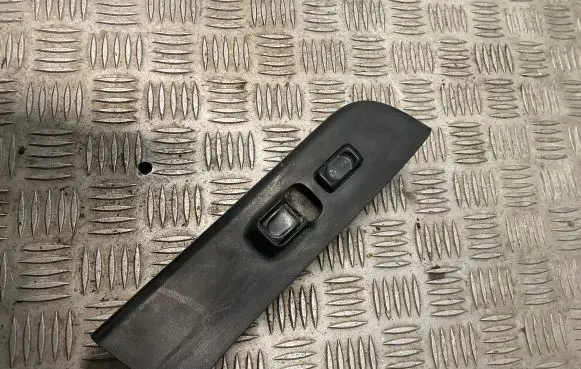 Opel Frontera B Electric window control switch