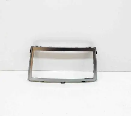 Toyota Avensis T270 Radio/GPS head unit trim 5540505240 5540505261