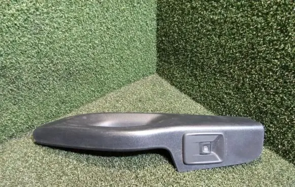 Opel Vivaro Electric window control switch 809600891R 809606183R 93456885