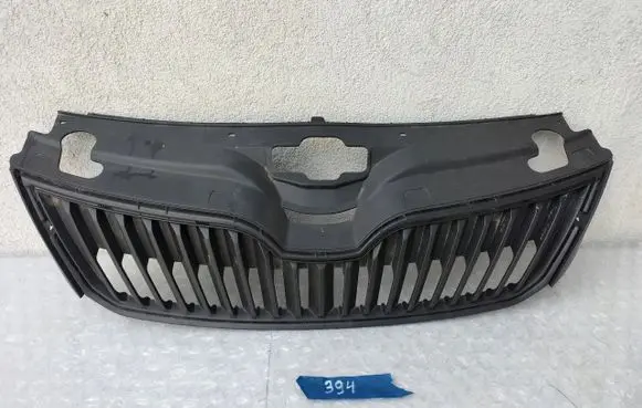 Skoda Rapid (NH) Front bumper upper radiator grill 5903107147324