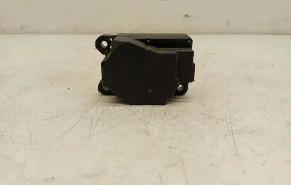 Volvo V50 Air flap motor/actuator 4N5H19E6166652A