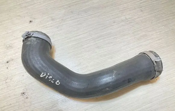 Land Rover Discovery 4 - LR4 Intercooler hose/pipe AH229G738AC