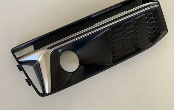 Audi A4 S4 B9 Front bumper lower grill 8W0807681L 8W0807681LRU6