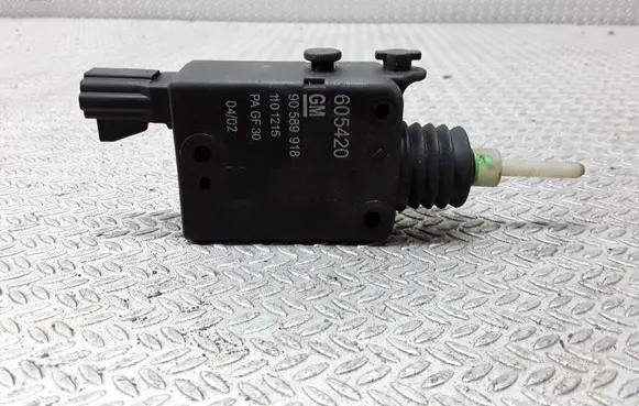 Opel Astra G Central locking motor 605420 90589918