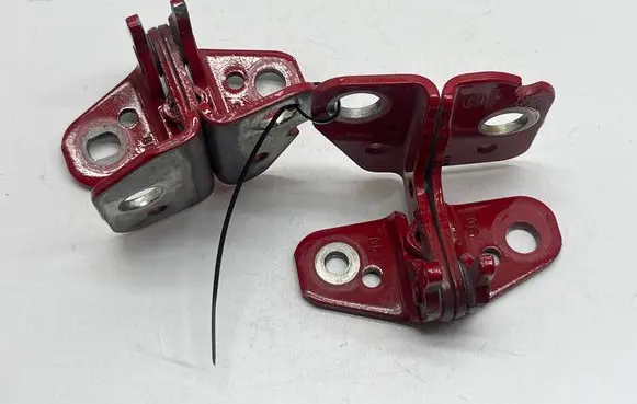 Ram 1500 Rear door hinge set 1120038