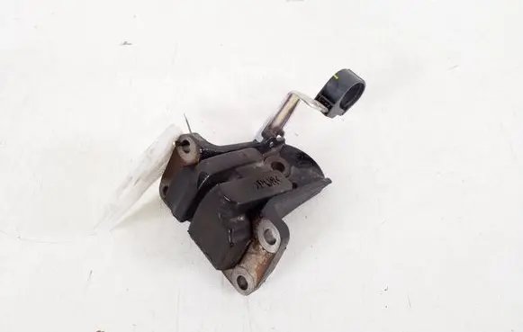 Toyota Land Cruiser (J150) Engine mounting bracket 12311-30061