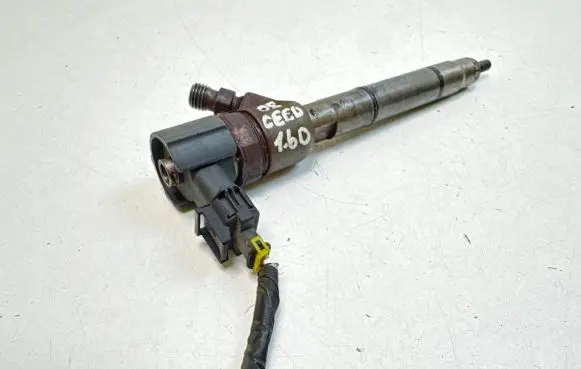 KIA Ceed Fuel injector 0445110256