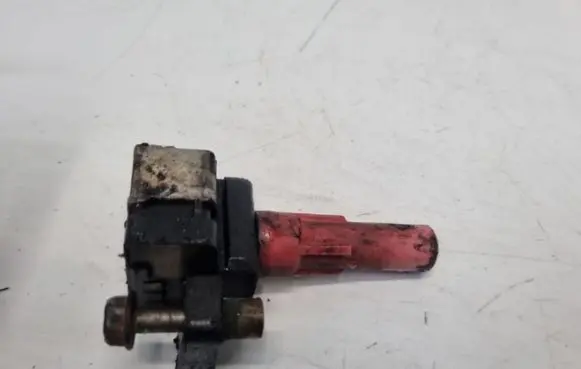 Subaru B9 Tribeca High voltage ignition coil FK014012V