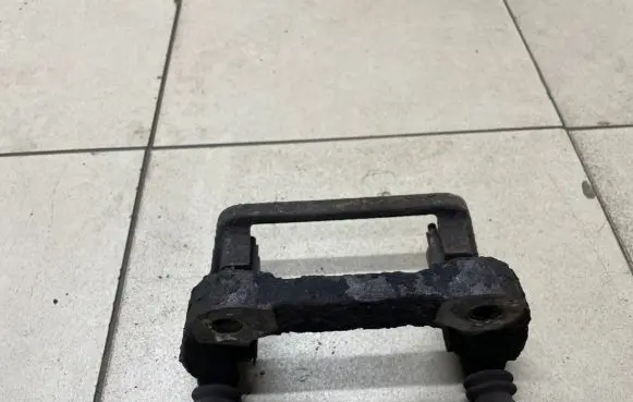 Volvo V60 Rear brake caliper