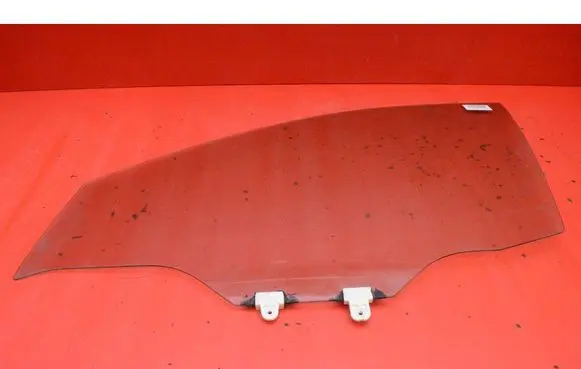Nissan X-Trail T32 Front door window glass four-door 