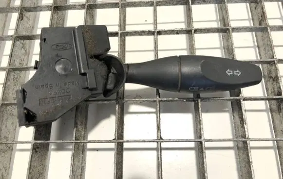 Other switches/knobs/shifts