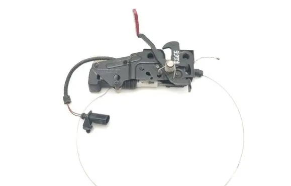 Engine bonnet/hood lock/catch