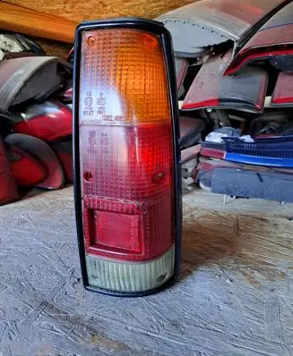 Isuzu Trooper Rear/tail lights 4267