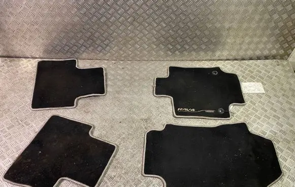 Toyota RAV 4 (XA50) Car floor mat set 